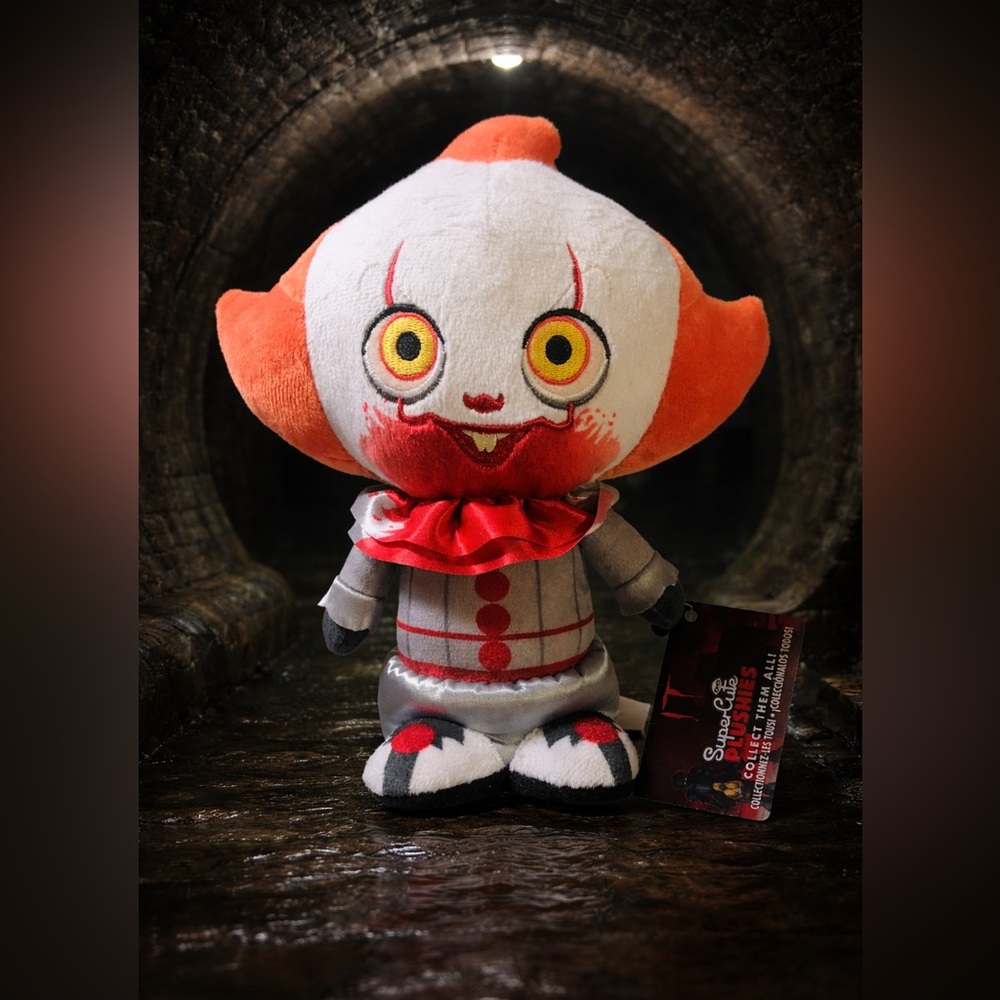 FUNKO Bloody Pennywise the Clown Plushie Doll - IT Stephen King Horror